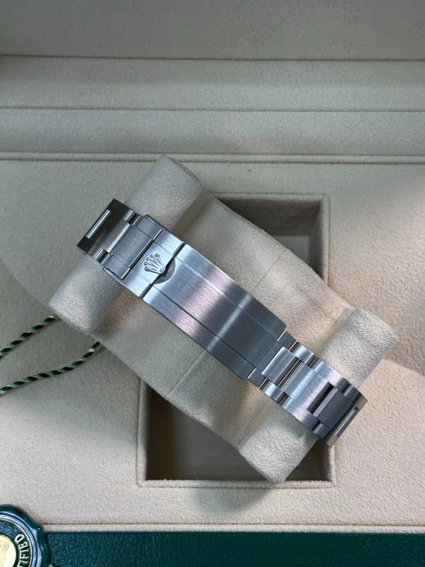 Submariner Date "Hulk" 41mm Watch for Men